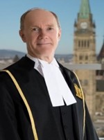 L&rsquo;honorable Paul Crampton